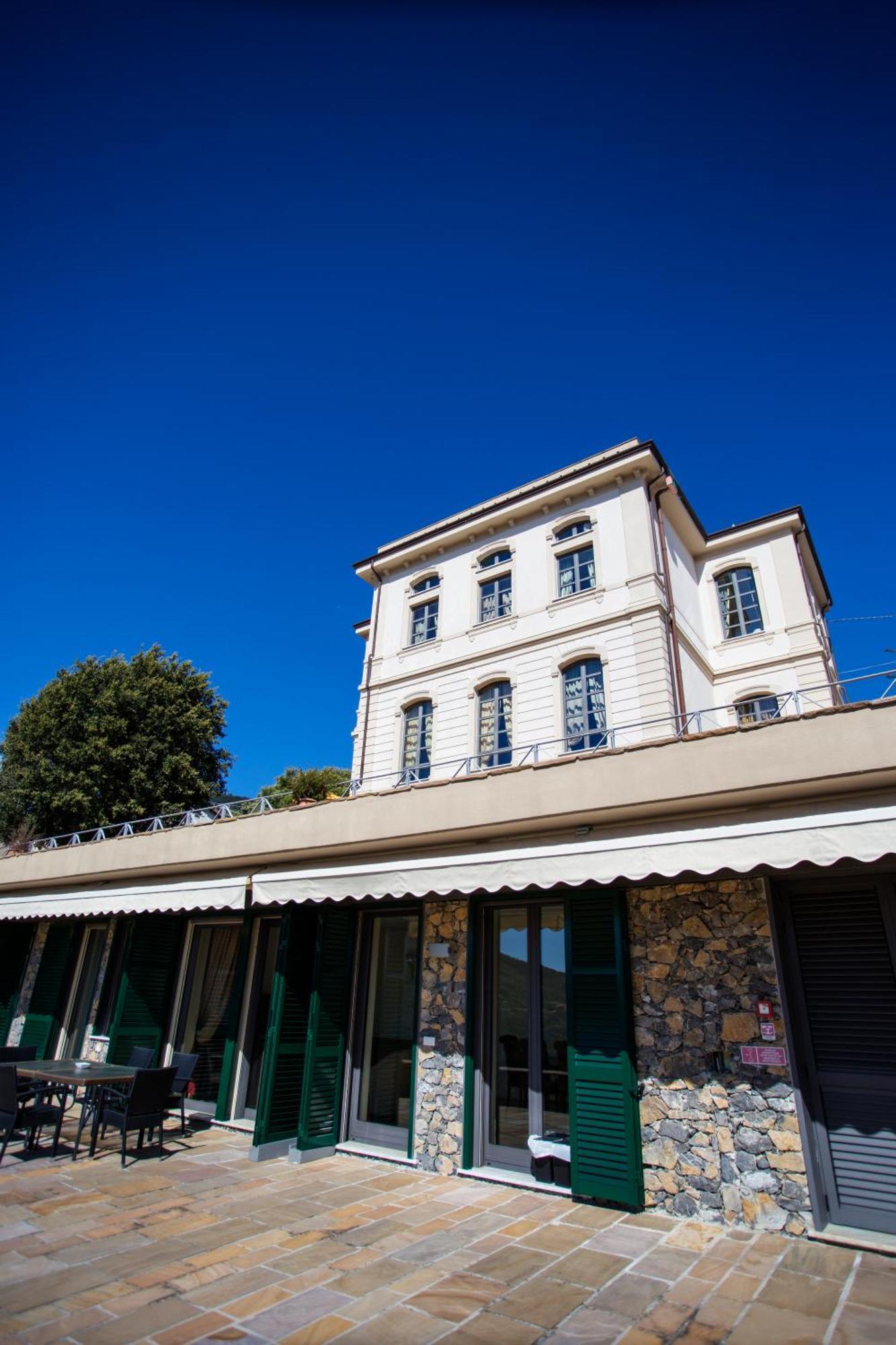 Miramare Apartments&Suites La Spezia Rom bilde